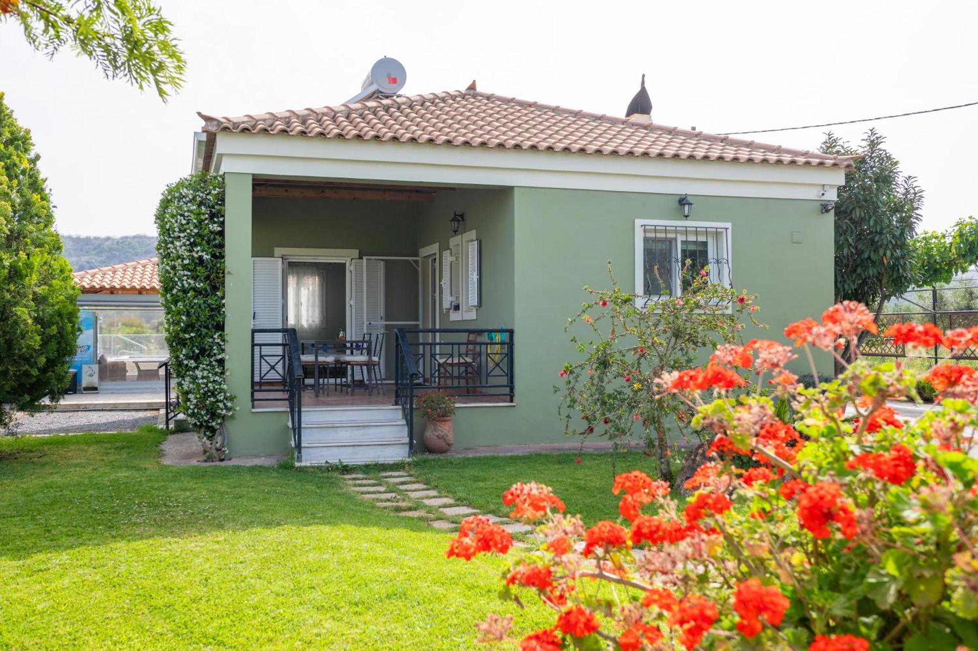 Spedion Villa - Near To Sea Villas With Heated Swimming Pool Gythio Pokój zdjęcie
