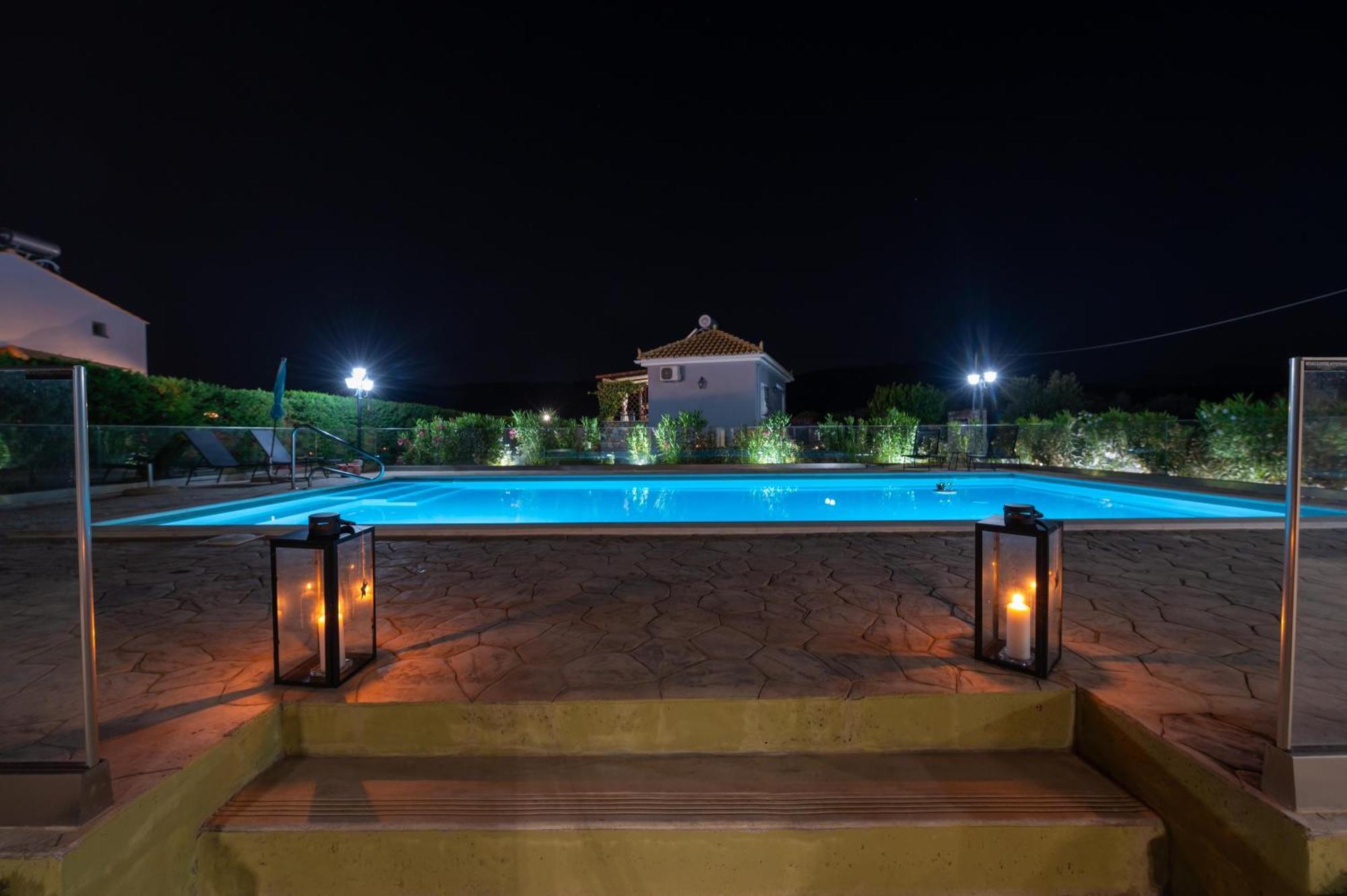 Spedion Villa - Near To Sea Villas With Heated Swimming Pool Gythio Zewnętrze zdjęcie