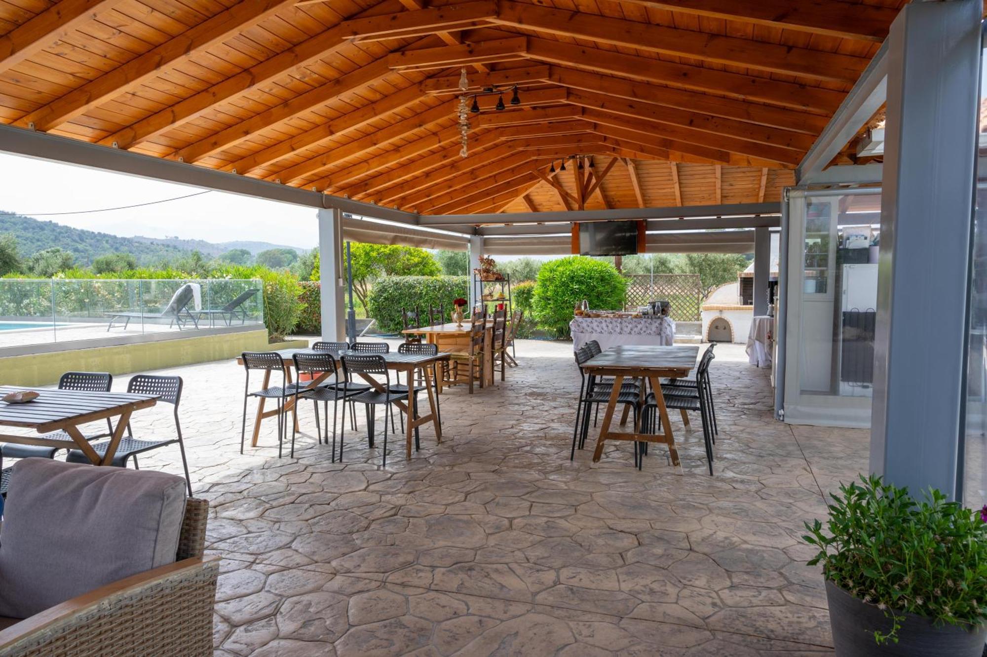 Spedion Villa - Near To Sea Villas With Heated Swimming Pool Gythio Zewnętrze zdjęcie