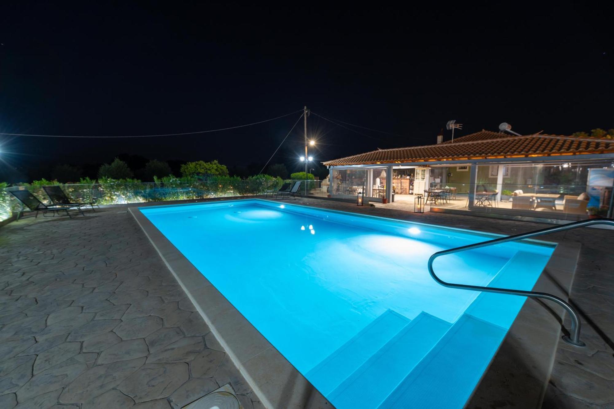 Spedion Villa - Near To Sea Villas With Heated Swimming Pool Gythio Zewnętrze zdjęcie